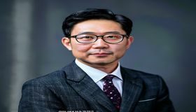 首席数据分析师谢明远照片